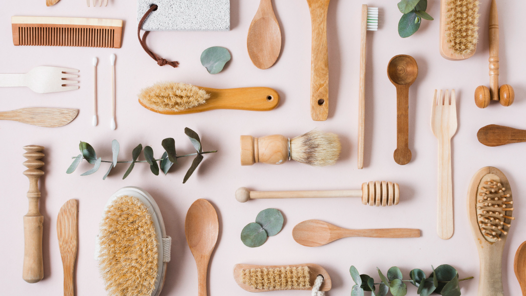 Eco-friendly International Women's Day gift ideas: Wooden self-care essentials